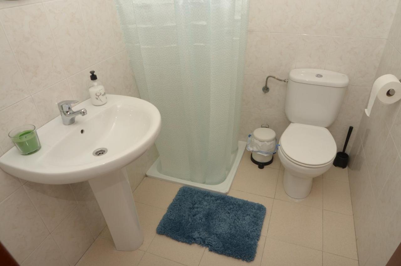 Habitacion Grande Con Terraza Privada, Malaga Centro Bagian luar foto